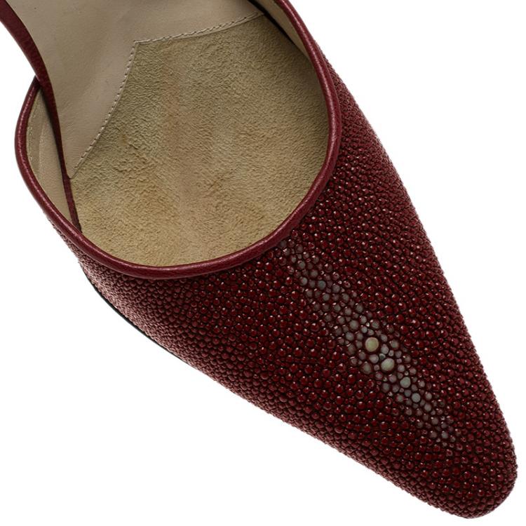 مملوكة مسبقًا Christian Louboutin Red Sting Ray Mules Size 38