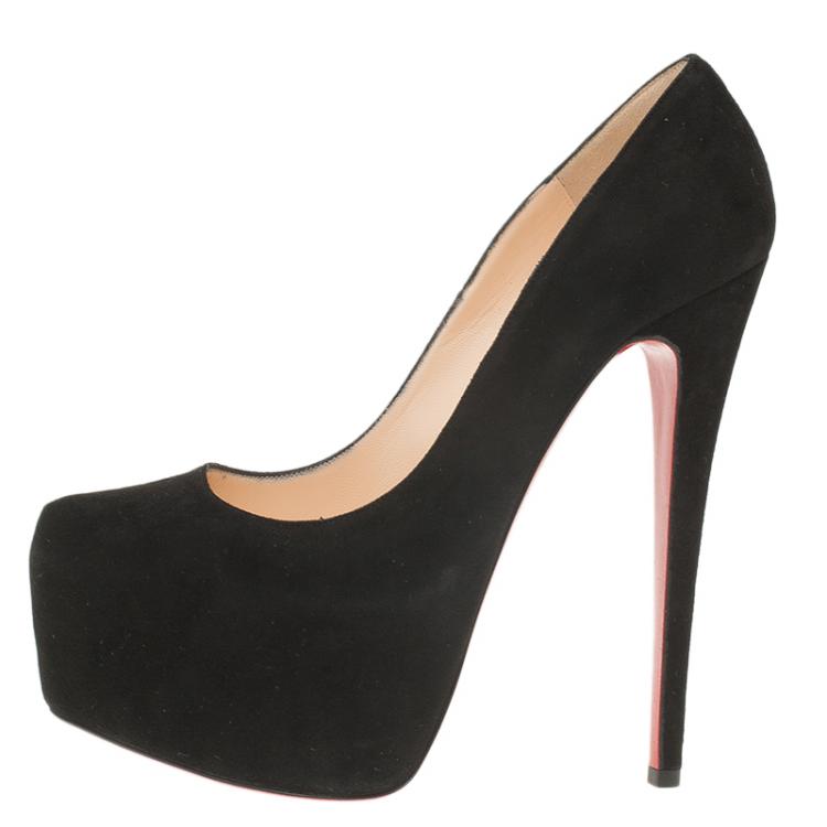 Christian Louboutin Square Toe Pumps in Black Suede ref.696048 - Joli Closet