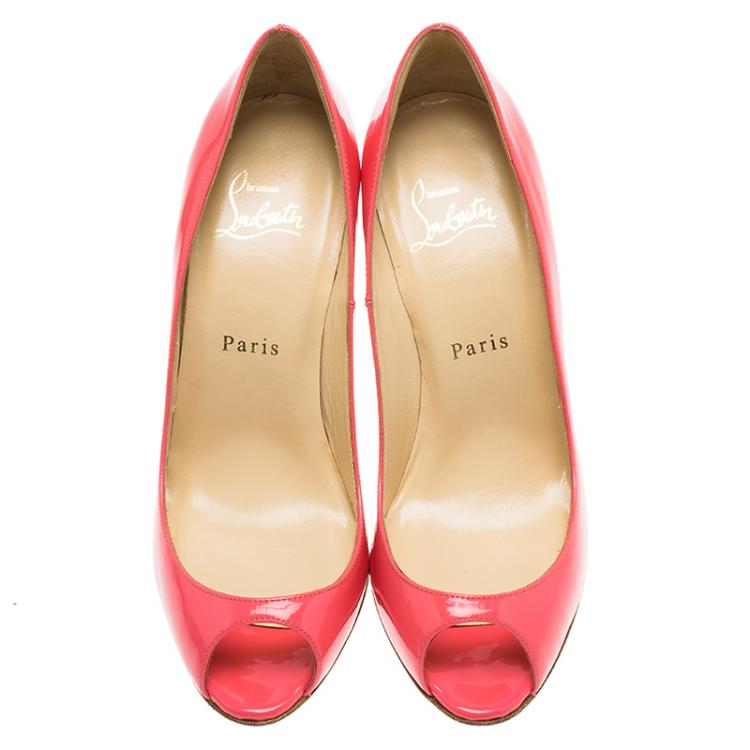 مملوكة مسبقًا Christian Louboutin Pink Patent 'Sexy' Peep Toe Pumps Size 37