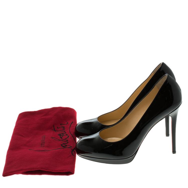 مملوكة مسبقًا Christian Louboutin Black Patent New Simple Pumps Size 39