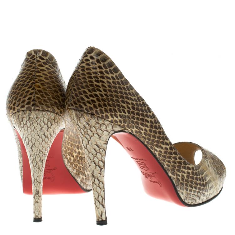 مملوكة مسبقًا Christian Louboutin Beige Python Very Prive Peep Toe Pumps Size 38