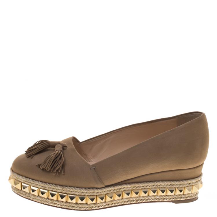 Pre Owned Christian Louboutin Beige Leather Carmel CA Wedge Espadrille Size 36