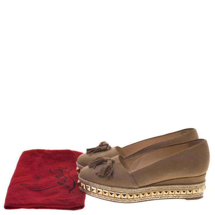 Pre Owned Christian Louboutin Beige Leather Carmel CA Wedge Espadrille Size 36