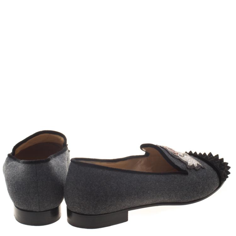 Pre Owned Christian Louboutin Grey Flannel Intern Spike Loafers Size 39