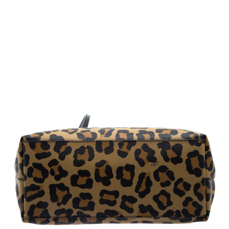 Pre Owned Coach Leopard Print Coated Canvas City Zip Tote