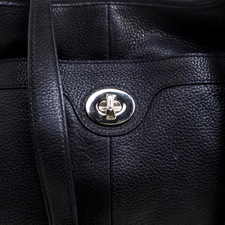 Pre Owned Coach Black Leather Turnlock Crossbody Bag