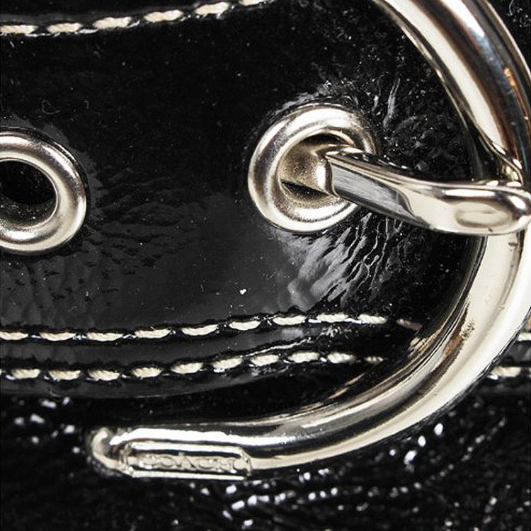 Pre Owned Coach Black Patent Leather Clutch With Silver Chain
