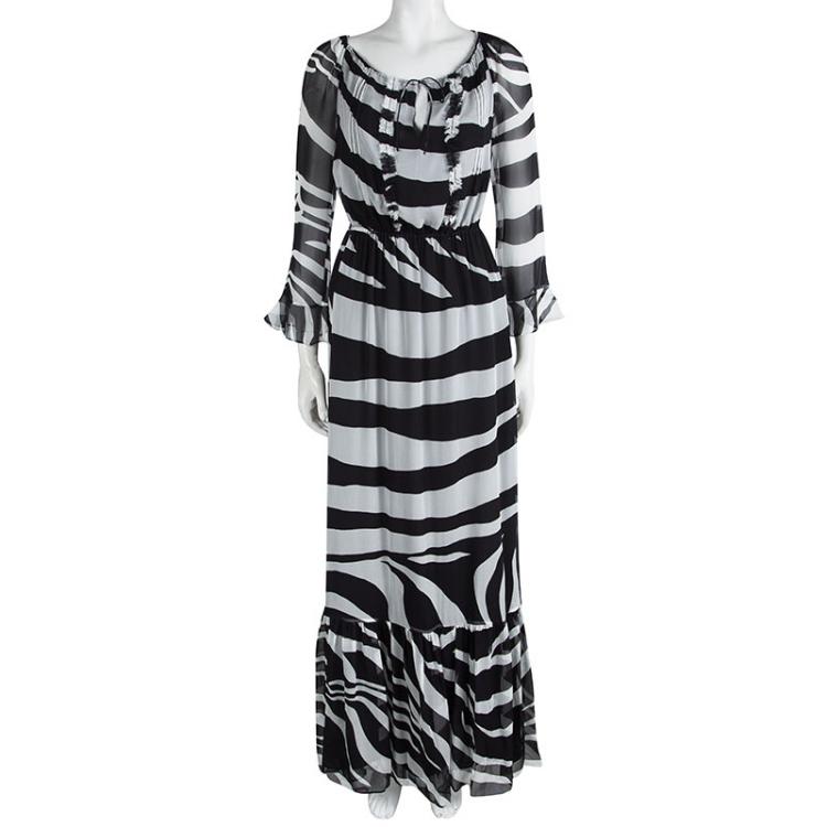 مملوكة مسبقًا Diane Von Furstenberg Monochrome Zebra Printed Silk Simonia Gown S