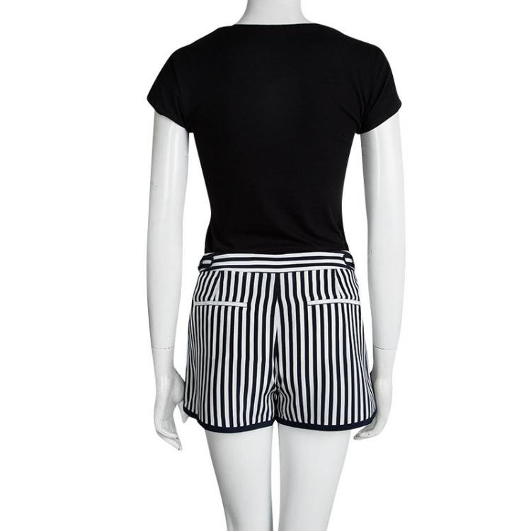 Pre Owned Diane Von Furstenberg Navy Blue and White January Striped Silk Tiffany Print Shorts M