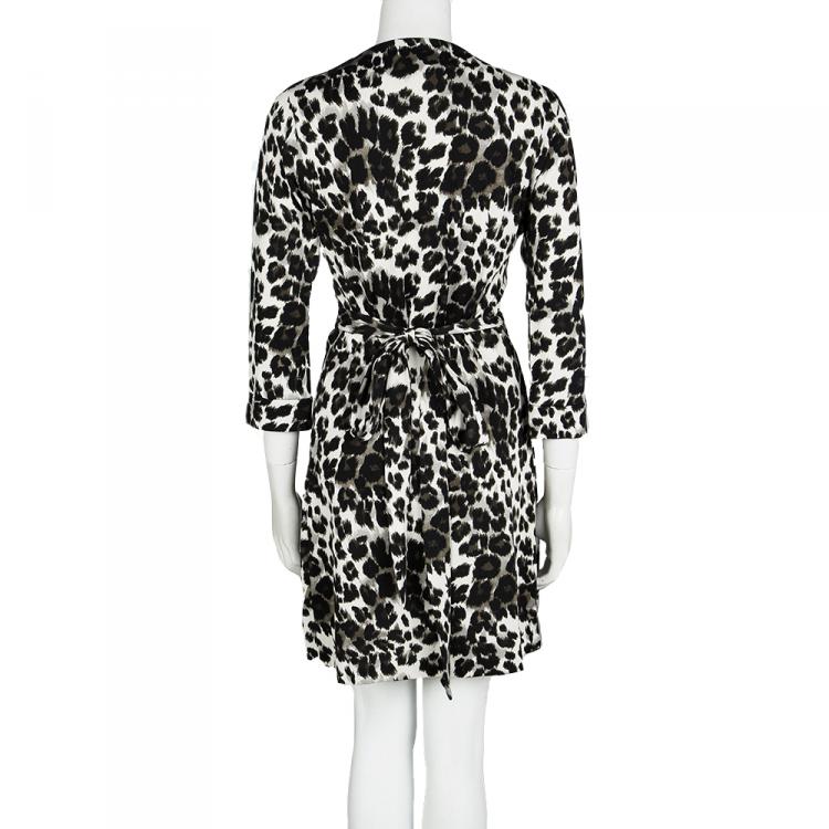 مملوكة مسبقًا Diane Von Furstenberg Snow Leopard Print New Julian Two Mini Wrap Dress M