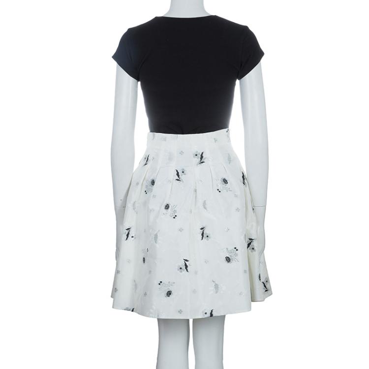 Pre Owned         Dior Cream Lurex Embroidered Silk Skirt S