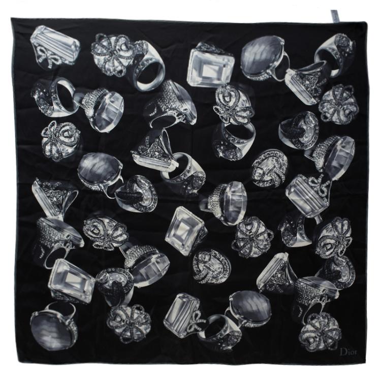 مملوكة مسبقًا Dior Black Rings Printed Square Silk Scarf 