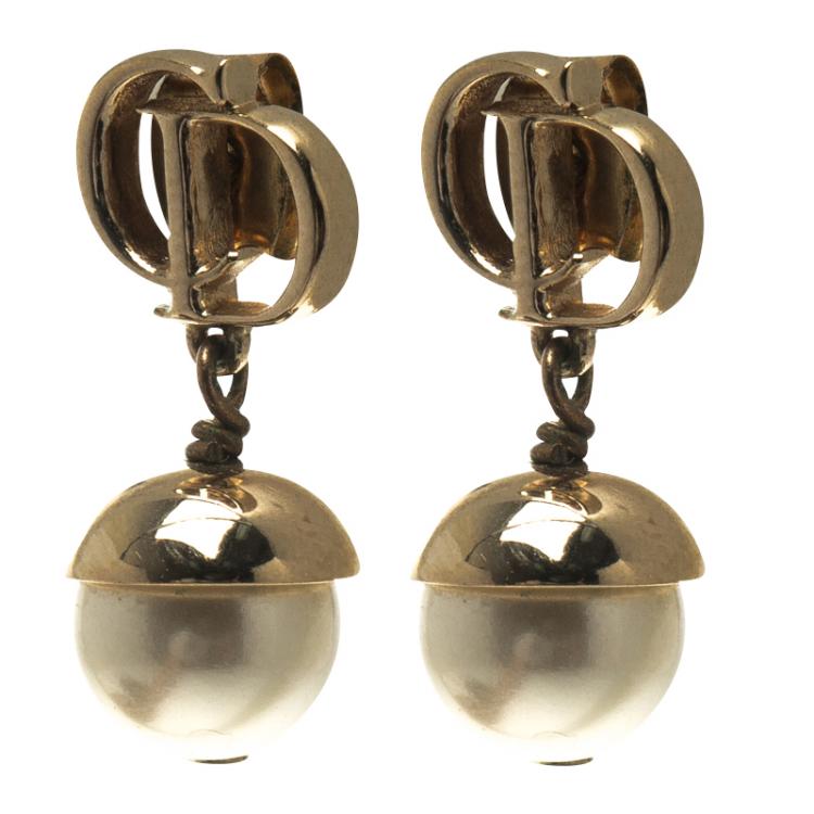 Pre Owned Dior Mise en Dior Faux Pearl Gold Tone Drop Earrings