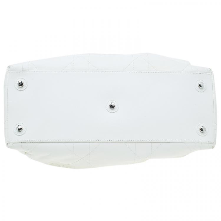 Pre Owned Dior White Quilted Cannage Leather Le Trente Hobo