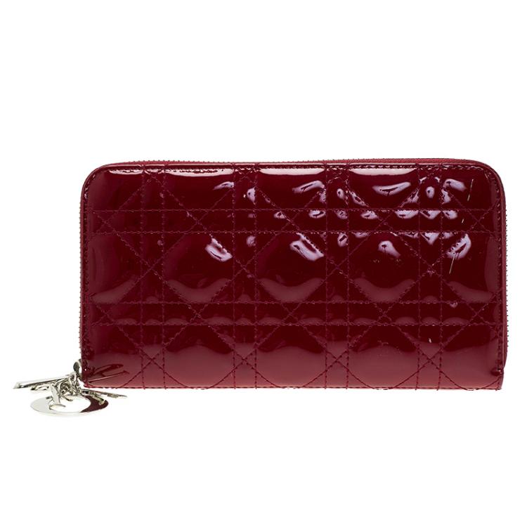 dior red wallet
