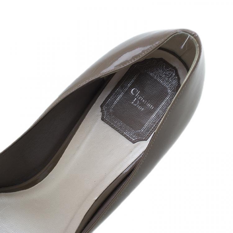Pre Owned Dior Grey Patent Pumps Size 38.5 