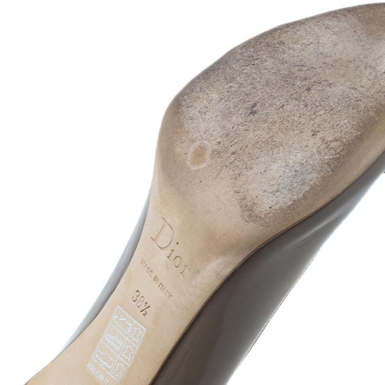 Pre Owned Dior Grey Patent Pumps Size 38.5 