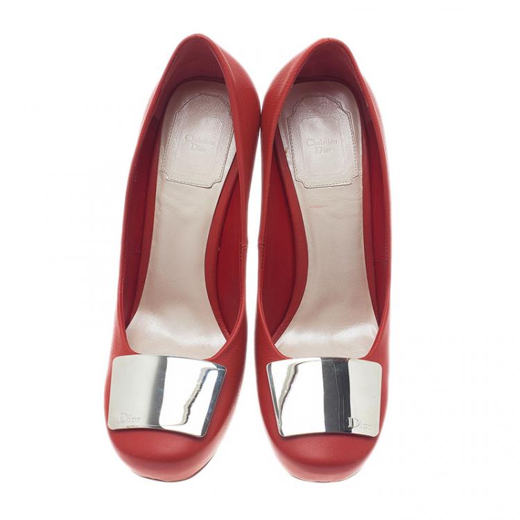 Pre Owned Dior Red Leather Metal Plate Block Heel Pumps Size 38