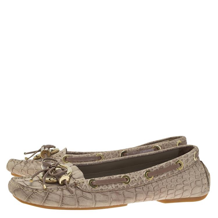 Pre Owned Dior Beige Crocodile Embossed Boat Stitched Bow Loafers Size 36