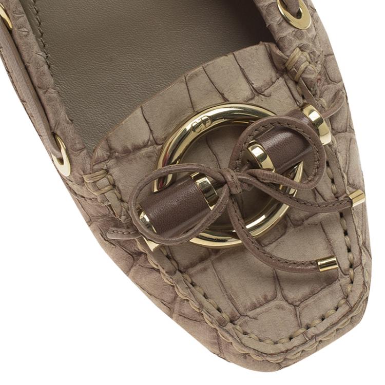 Pre Owned Dior Beige Crocodile Embossed Boat Stitched Bow Loafers Size 36