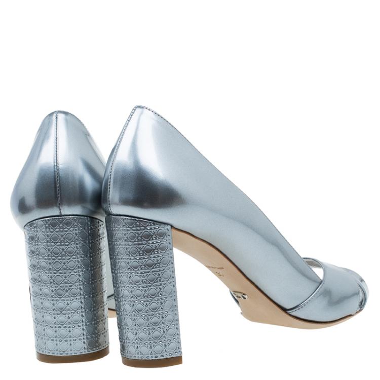 Pre Owned Dior Silver Metallic Leather Cannage Heel Criss Cross Pumps Size 39