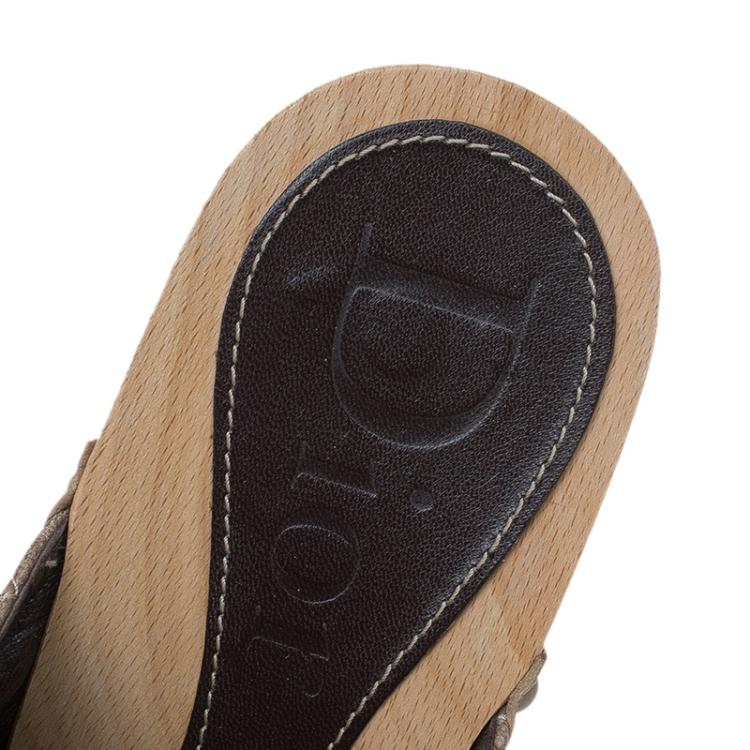 Pre Owned Dior Bronze Cannage Stitched Leather Platform Clogs Size 39.5