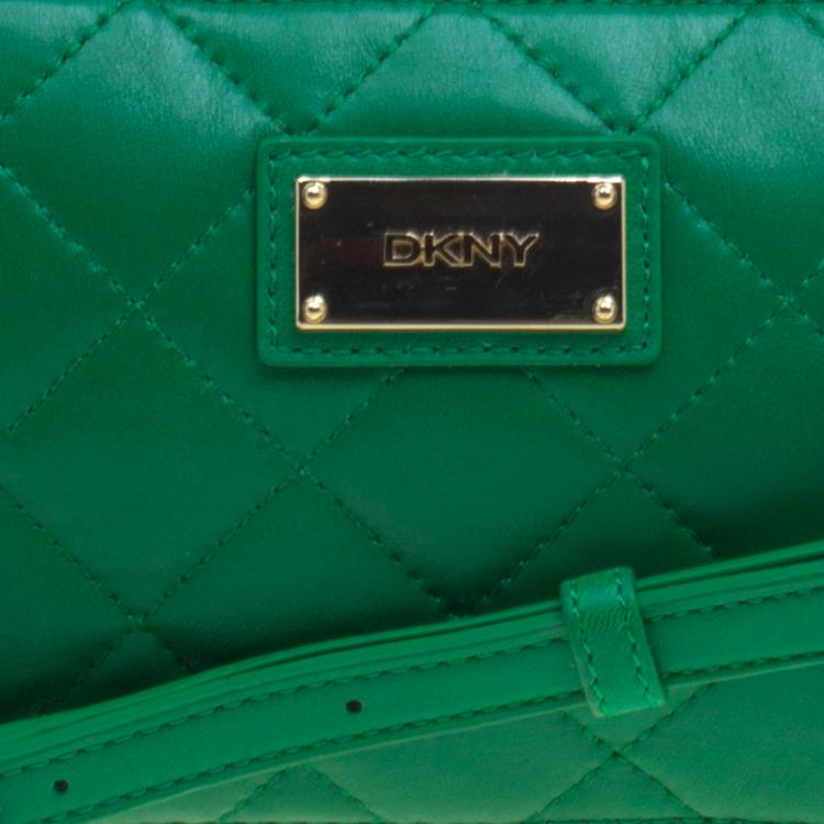 Pre Owned DKNY Green Quilted Leather Crossbody Bag