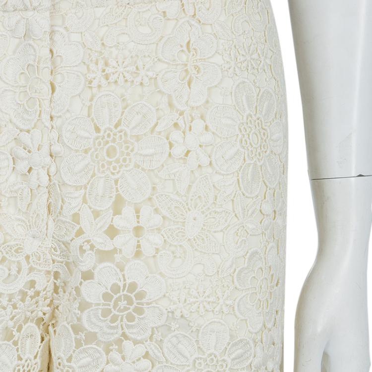 Pre Owned Dolce and Gabbana Cream Floral Lace Shorts S