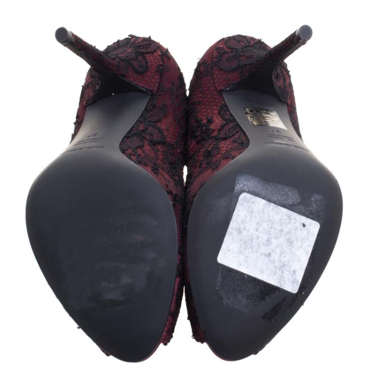 مملوكة مسبقًا Dolce and Gabbana Burgundy Satin and Black Lace Peep Toe Pumps Size 37