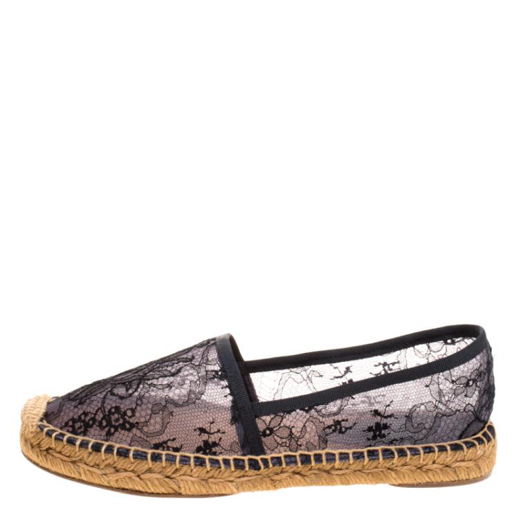 مملوكة مسبقًا Dolce and Gabbana Two Tone Lace Espadrilles Size 37