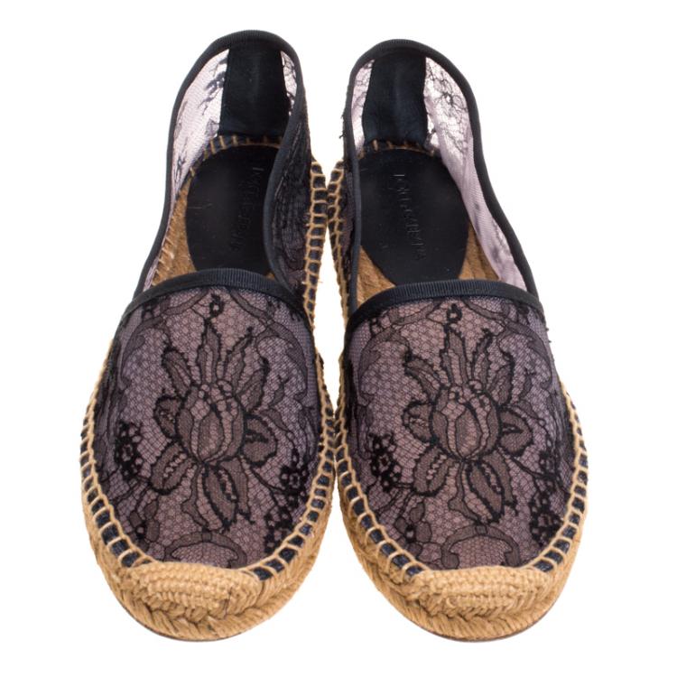 مملوكة مسبقًا Dolce and Gabbana Two Tone Lace Espadrilles Size 37