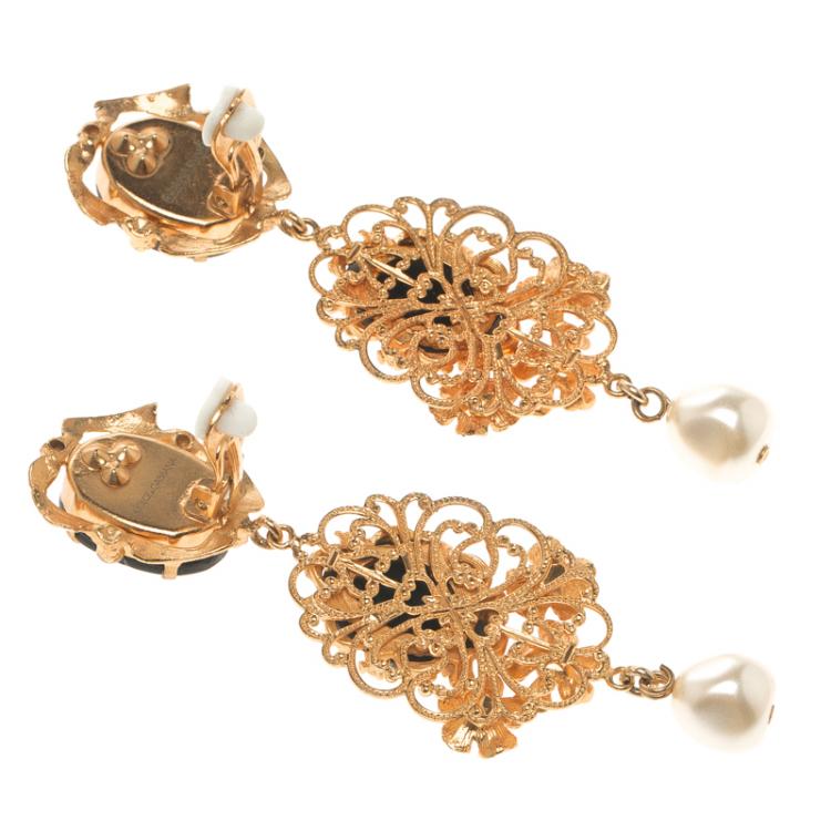 Pre Owned Dolce and Gabbana Cameo Faux Pearl Gold Tone Long Clip-on Earrings 