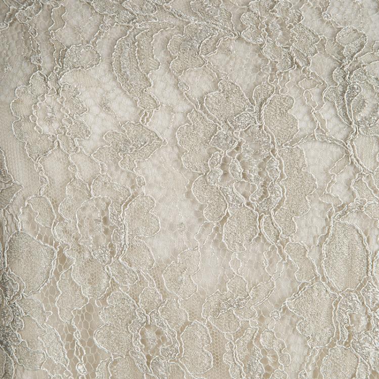 Pre Owned Dolce and Gabbana Cream Scalloped Lace Top M