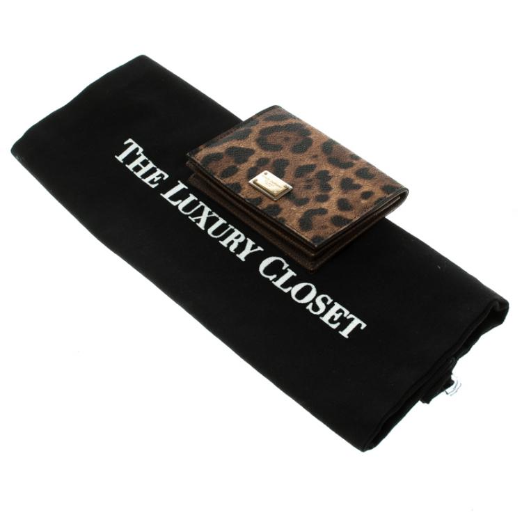Pre Owned Dolce and Gabbana Brown Leopard Print Leather Flap Card Holder