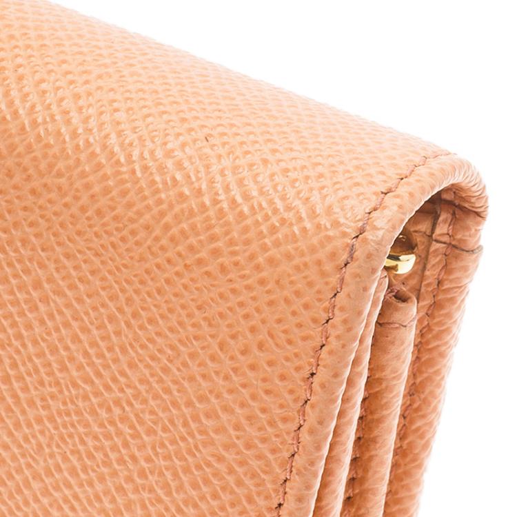 Pre Owned Dolce and Gabbana Blush Pink Leather Dauphine Continental Wallet