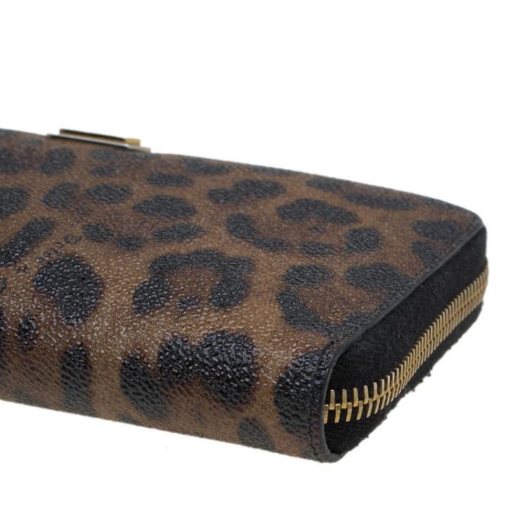 Pre Owned Dolce and Gabbana Leopard Print Leather Zip Around Continental Wallet