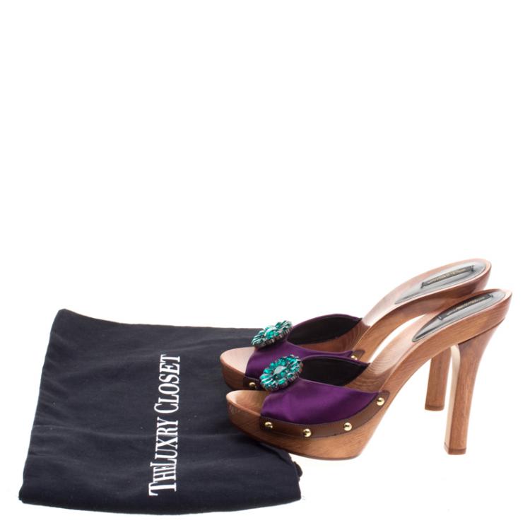 Pre Owned Dolce and Gabbana Purple Satin Crystal Embellished Brooch Wooden Slides Size 40