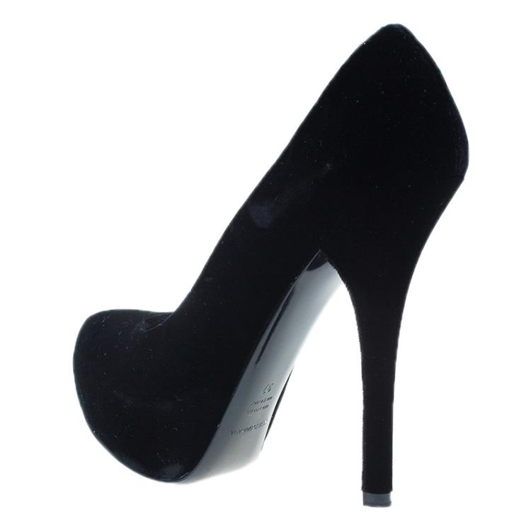 Pre Owned Dolce and Gabbana Black Velvet Platform Pumps Size 37