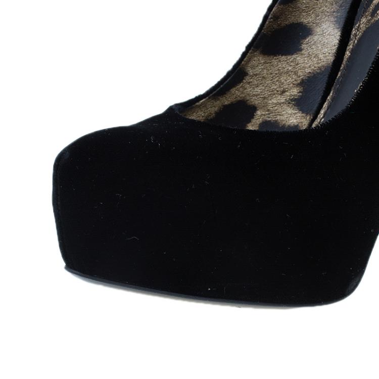 Pre Owned Dolce and Gabbana Black Velvet Platform Pumps Size 37