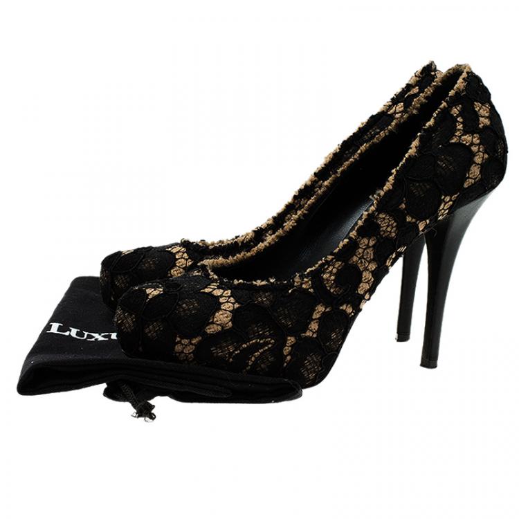 Pre Owned  Dolce and Gabbana Black Lace and Woven Hemp Pumps Size 40