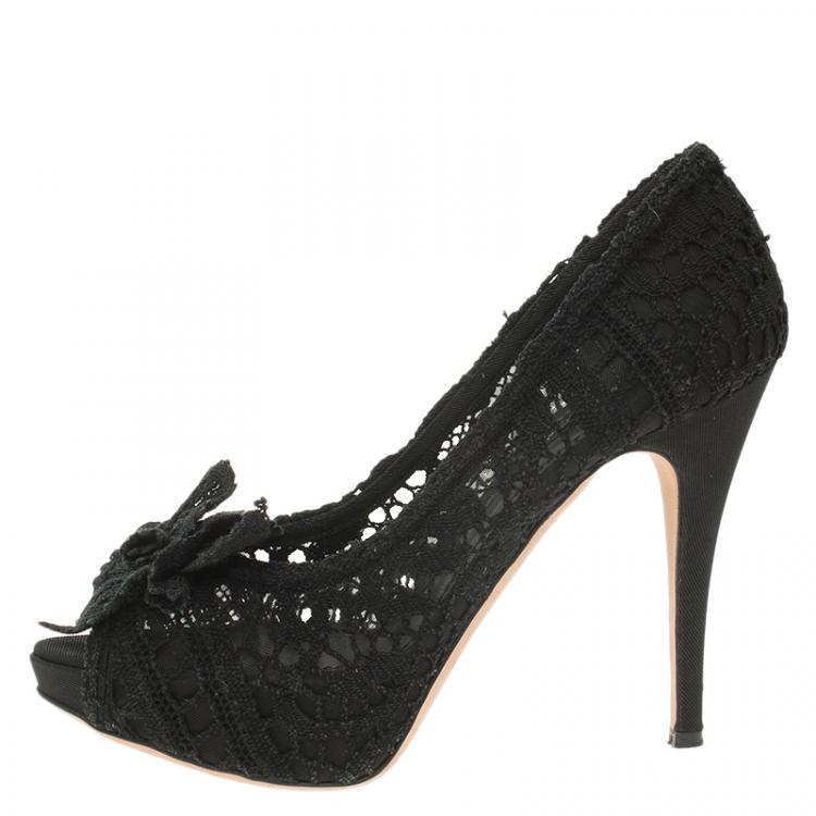 Pre Owned Dolce and Gabbana Black Rose Detail Lace Peep Toe Pumps Size 37.5