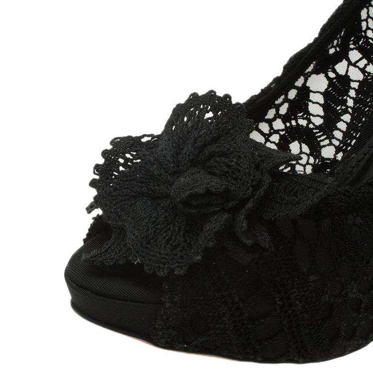 Pre Owned Dolce and Gabbana Black Rose Detail Lace Peep Toe Pumps Size 37.5