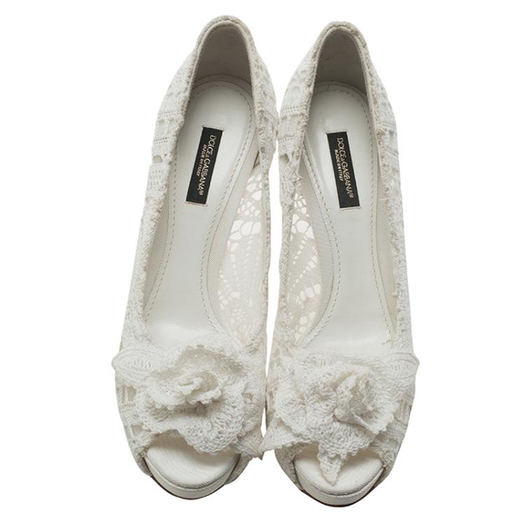 Pre Owned Dolce and Gabbana White Rose Detail Lace Peep Toe Pumps Size 37.5