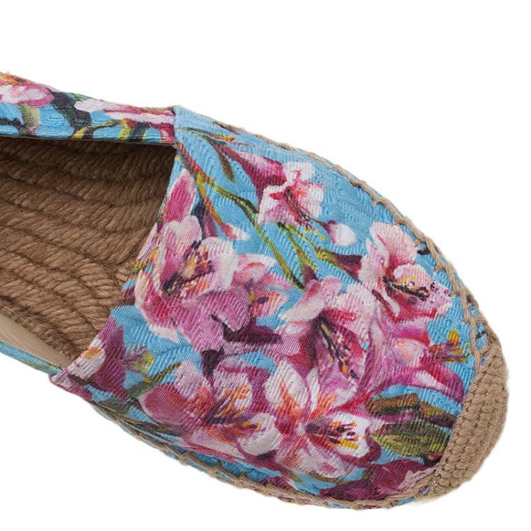 Pre Owned Dolce and Gabbana Blue Canvas Floral Print Espadrilles Size 39