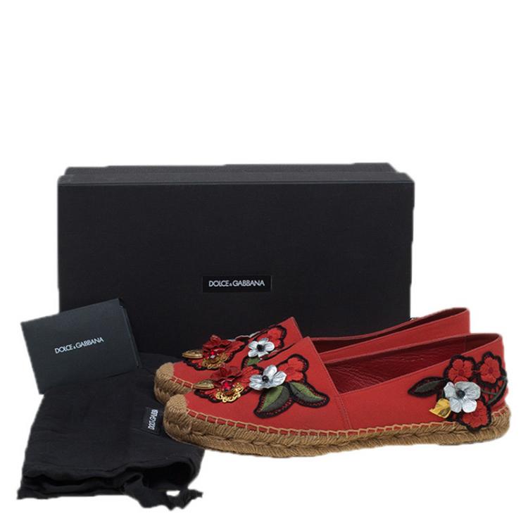 Pre Owned Dolce and Gabbana Red Canvas Locket Flower and Jewel Embroidered Espadrilles Size 40