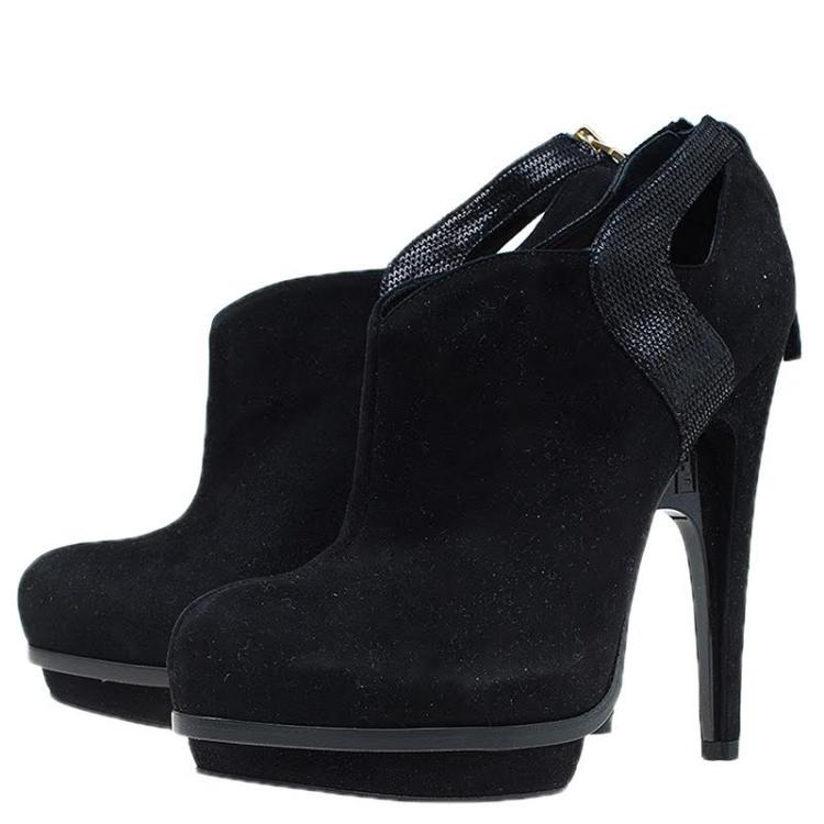 مملوكة مسبقًا Fendi Black Suede Cutout Platform Ankle Booties Size 39