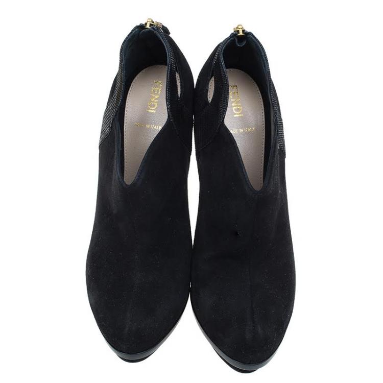مملوكة مسبقًا Fendi Black Suede Cutout Platform Ankle Booties Size 39
