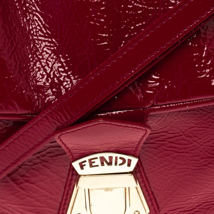 مملوكة مسبقًا Fendi Red Patent Leather Push Lock Satchel