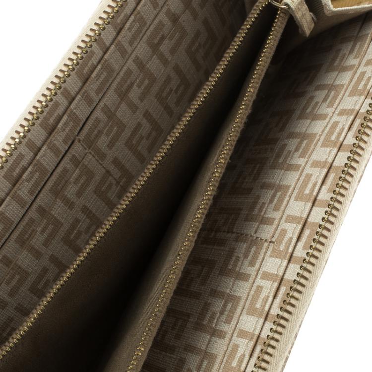 Pre Owned Fendi White/Beige Zucchino Spalmati Zip Around Wallet