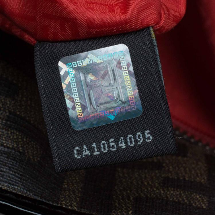 مملوكة مسبقًا Fendi Tobacco Zucca Coated Canvas Bagutte Print Roll Shopper Tote